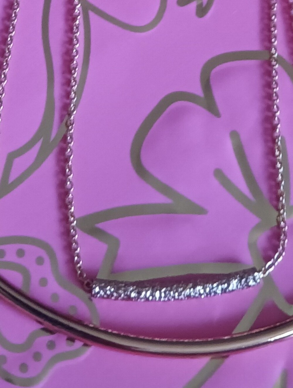 THE LIMITED ROSE GOLD NECKLACE - Picture 2 of 3